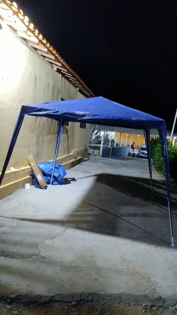 VENDO GAZEBO COM PAREDES LATERAIS  - Foto 3