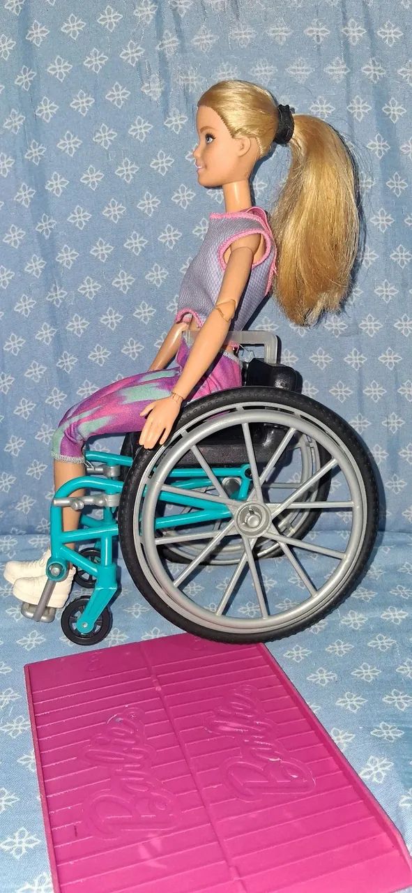 Barbie cadeirante - Foto 5