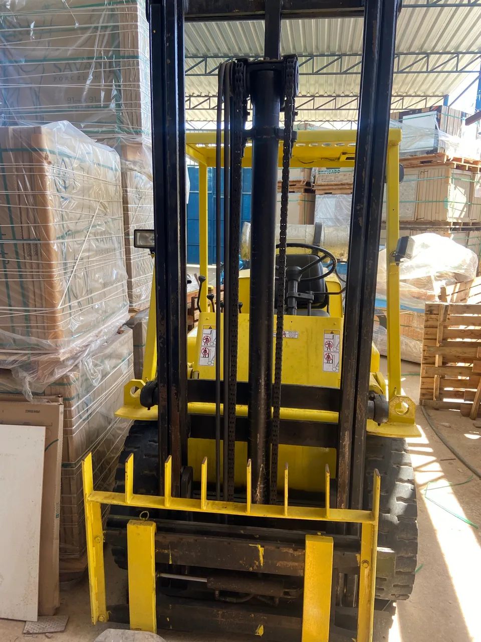 Empilhadeira Hyster H 55 2,5 kg. ano 1989 excelente estado  - Foto 6