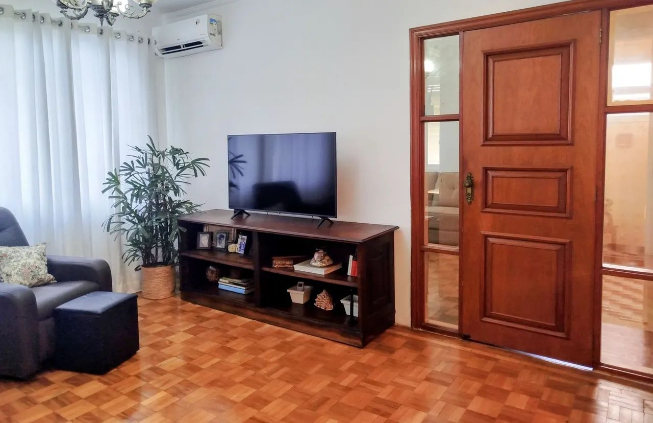 Apartamento amplo 2 dormitórios - garagem fechada  - Foto 3