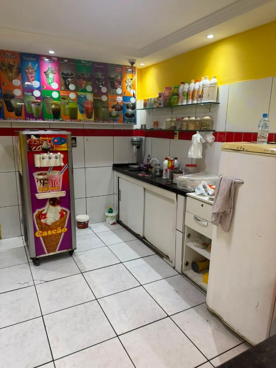 Vendo ponto sorveteria completa,Ac troca  - Foto 5