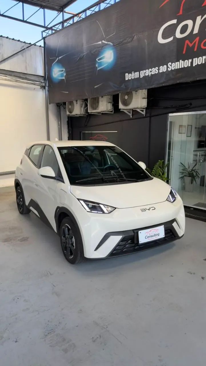 BYD Dolphin Dolphin Mini (Elétrico) 2025