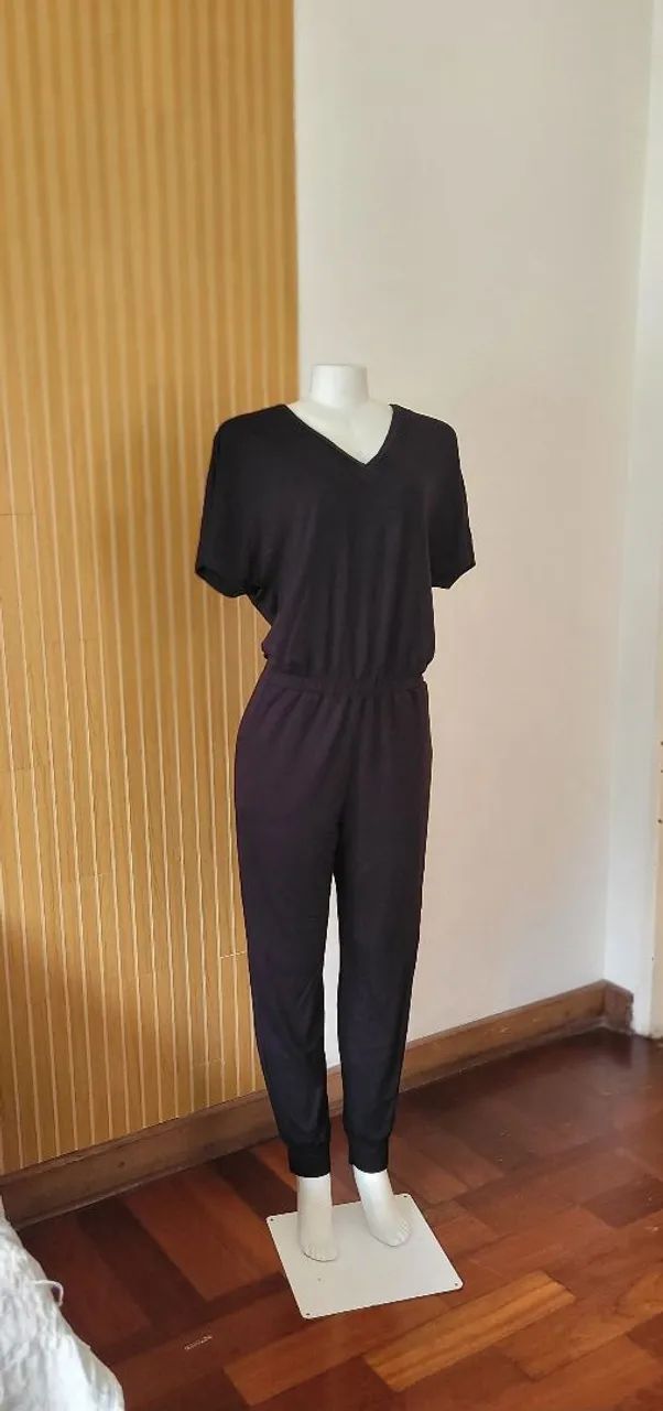 Macacão preto longo casual novo tam M