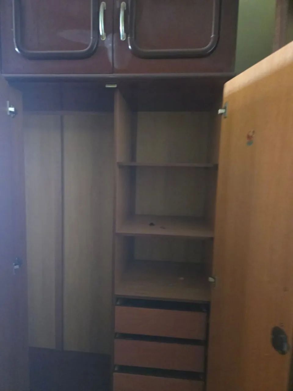 Guarda roupa madeira maciça  - Foto 2