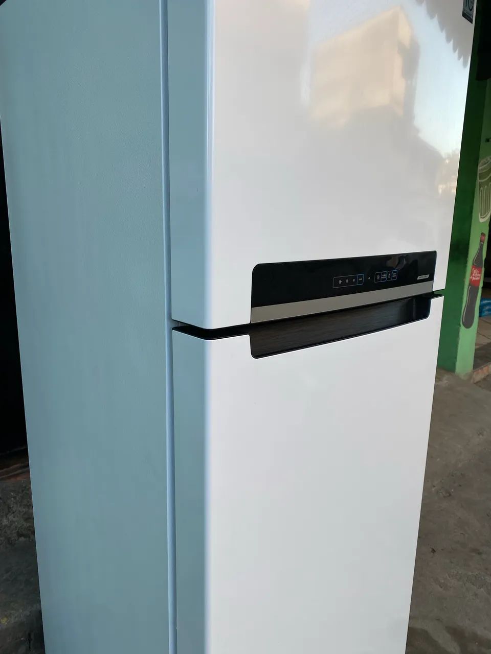 Geladeira semi nova 