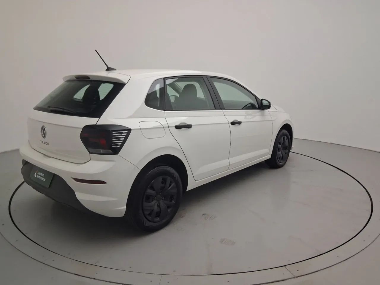 Volkswagen Polo Track 1.0 Flex 12V 5p, foto 5 de 18