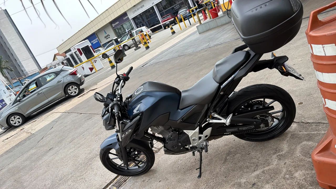 CB300F - Foto 5