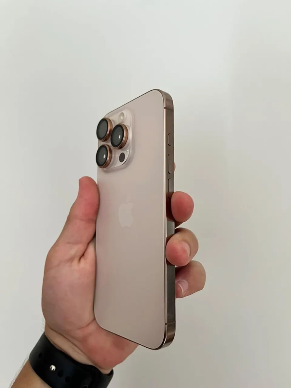 iPhone 16 pro  - Foto 2