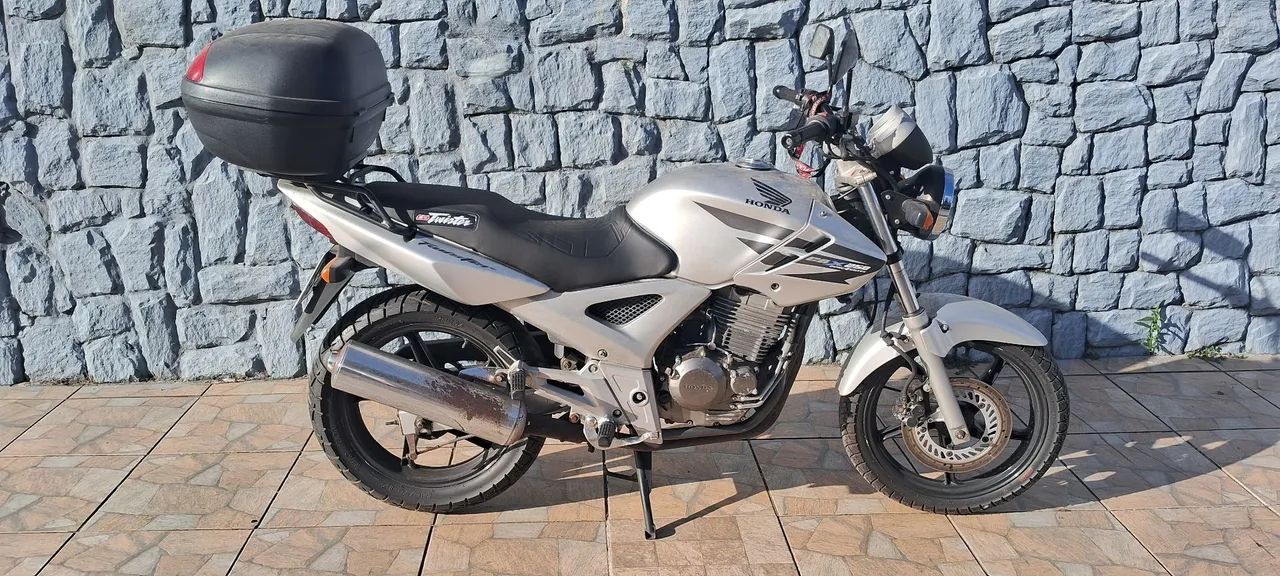 CBX TWISTER 250CC  - Foto 2