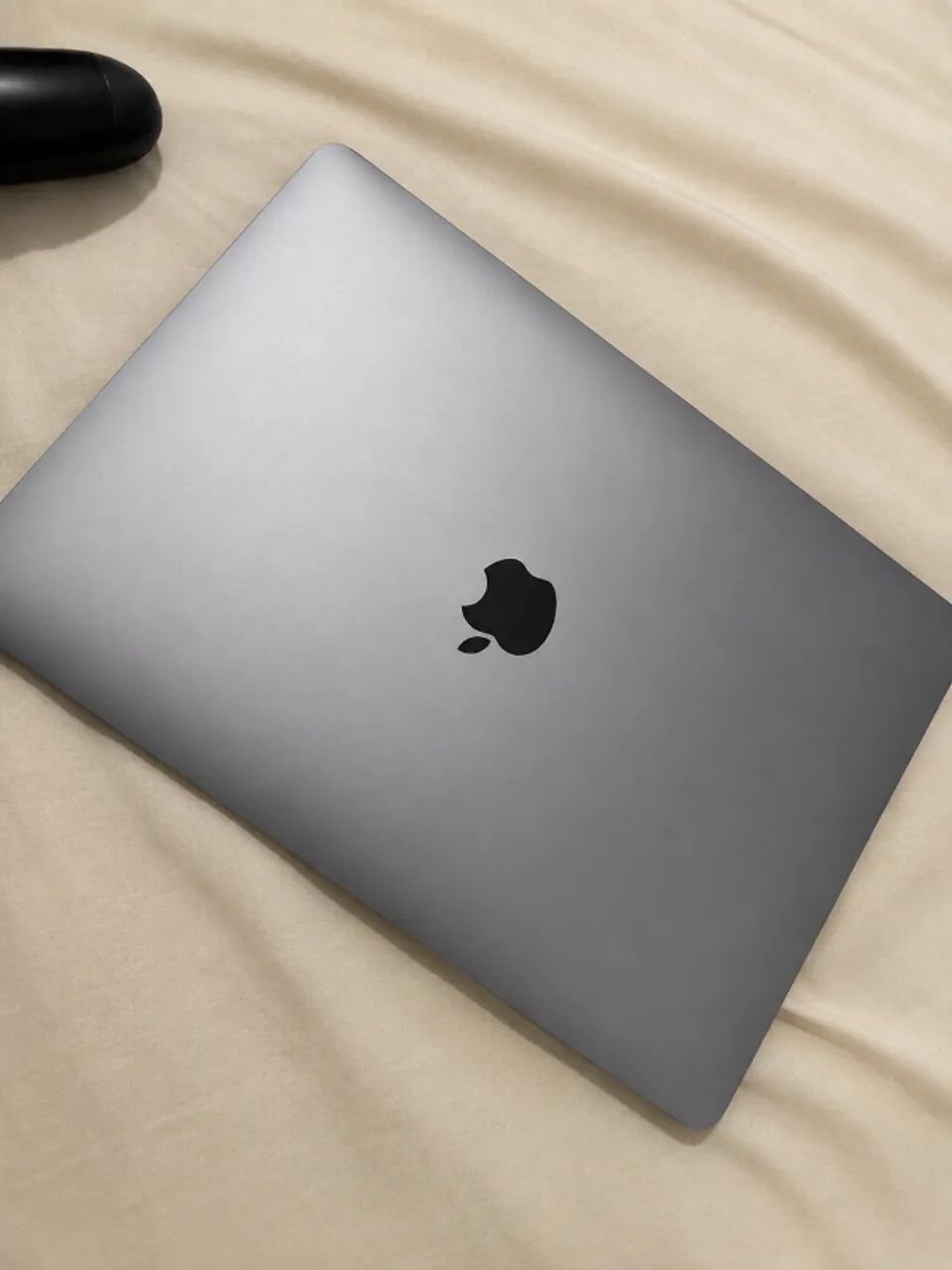 MacBook Air M1 256GB 8GB Space Gray - Excelente Estado