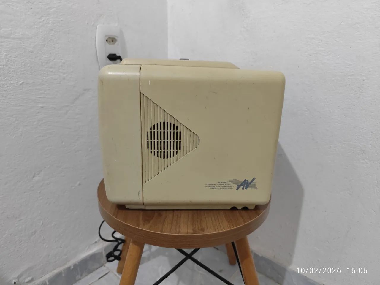 Tv Semp Toshiba 10 polegadas 1022 av - Foto 2