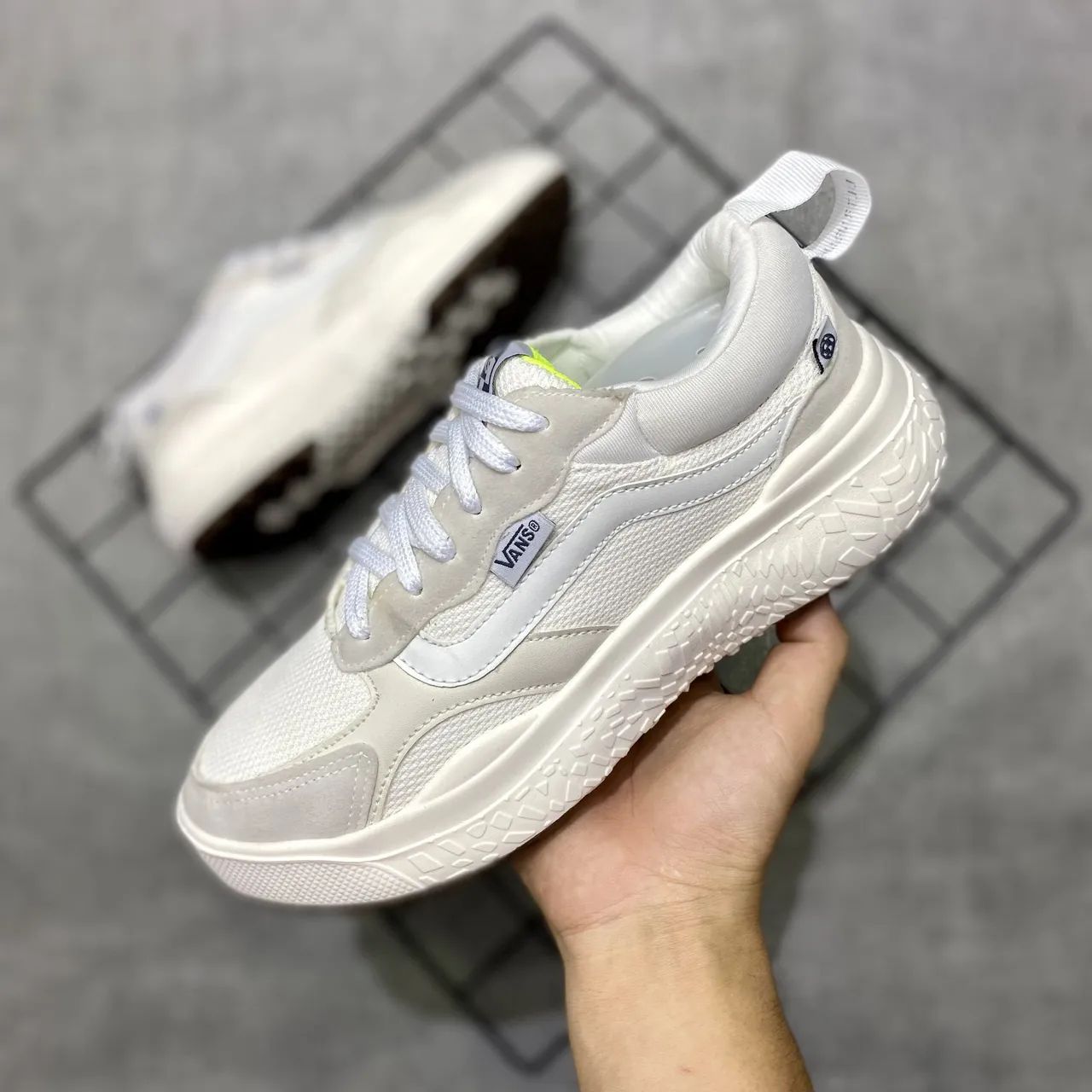 Vans 