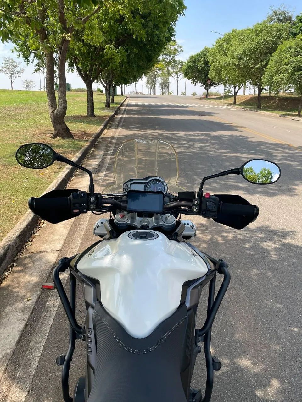 Triumph Tiger 800 XCA - Foto 4