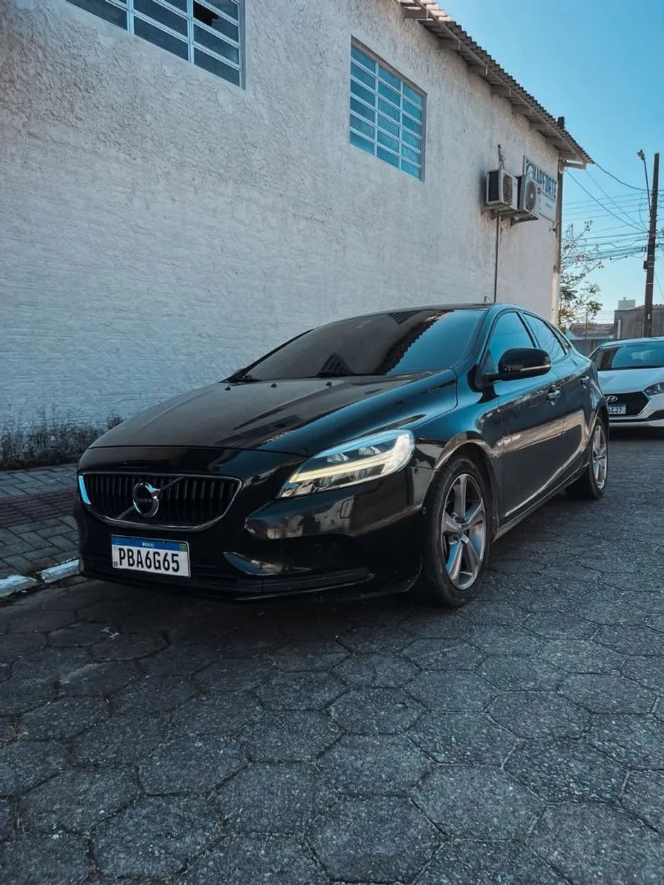 Volvo V40 2017