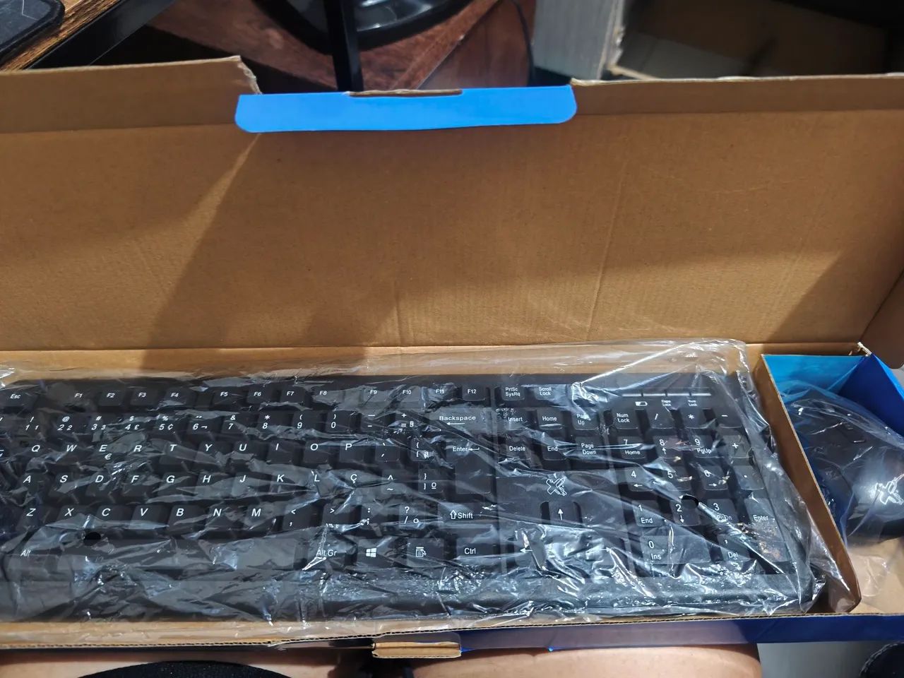 Teclado e mouse sem fio 