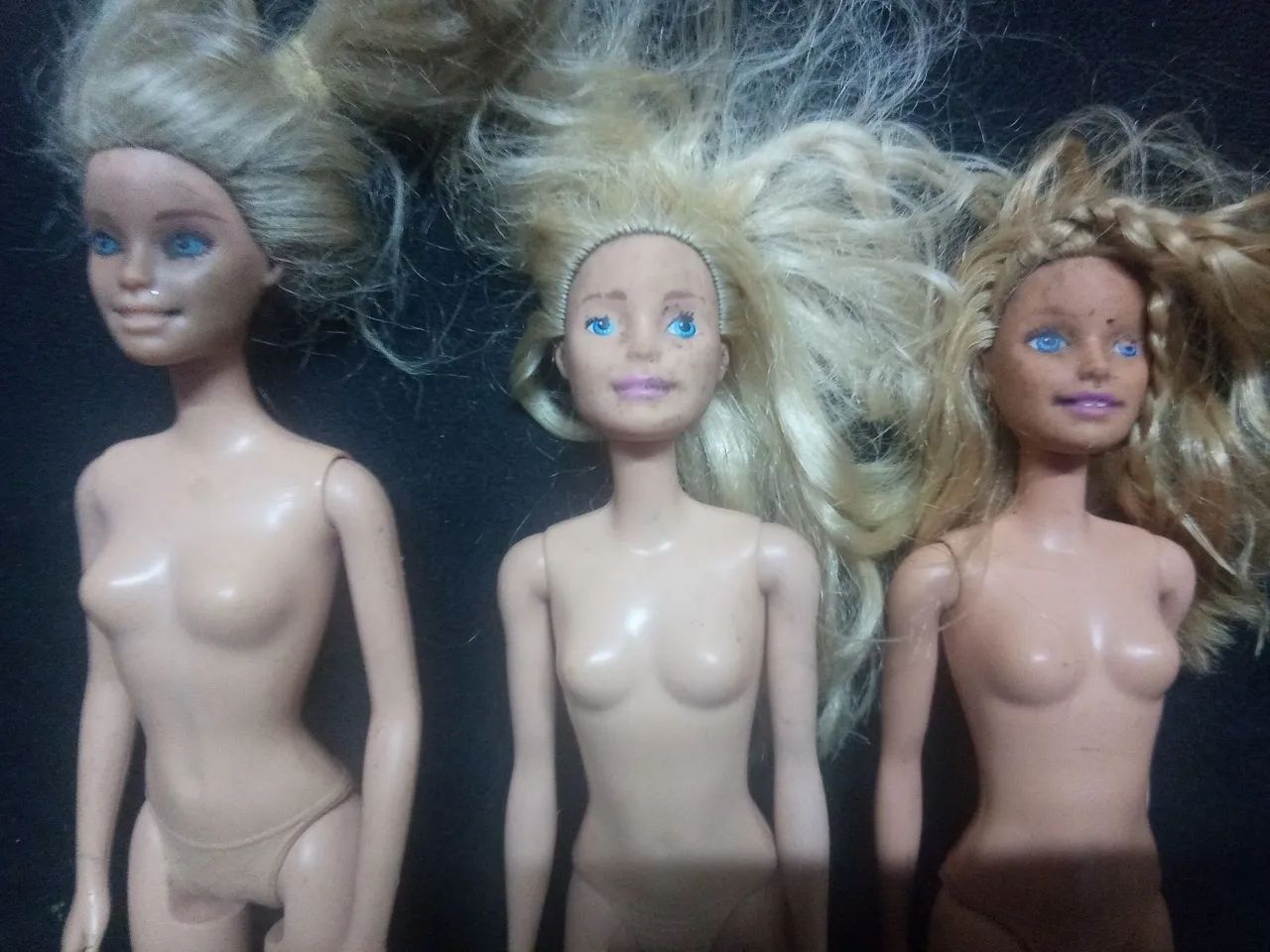 Três bonecas Barbie  - Foto 2
