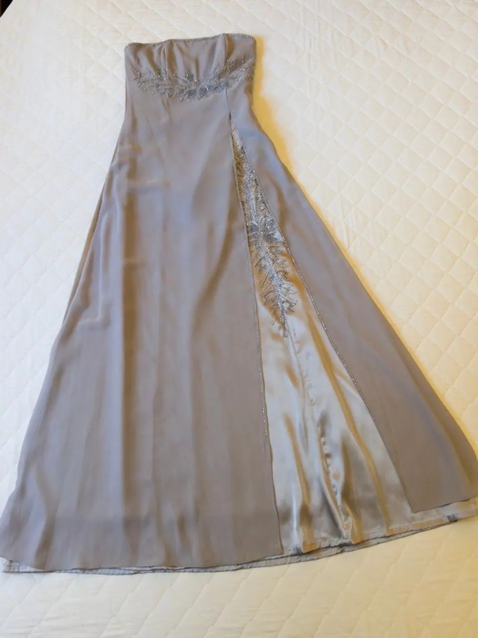 Vestido longo tomara-que-caia prata - Foto 2