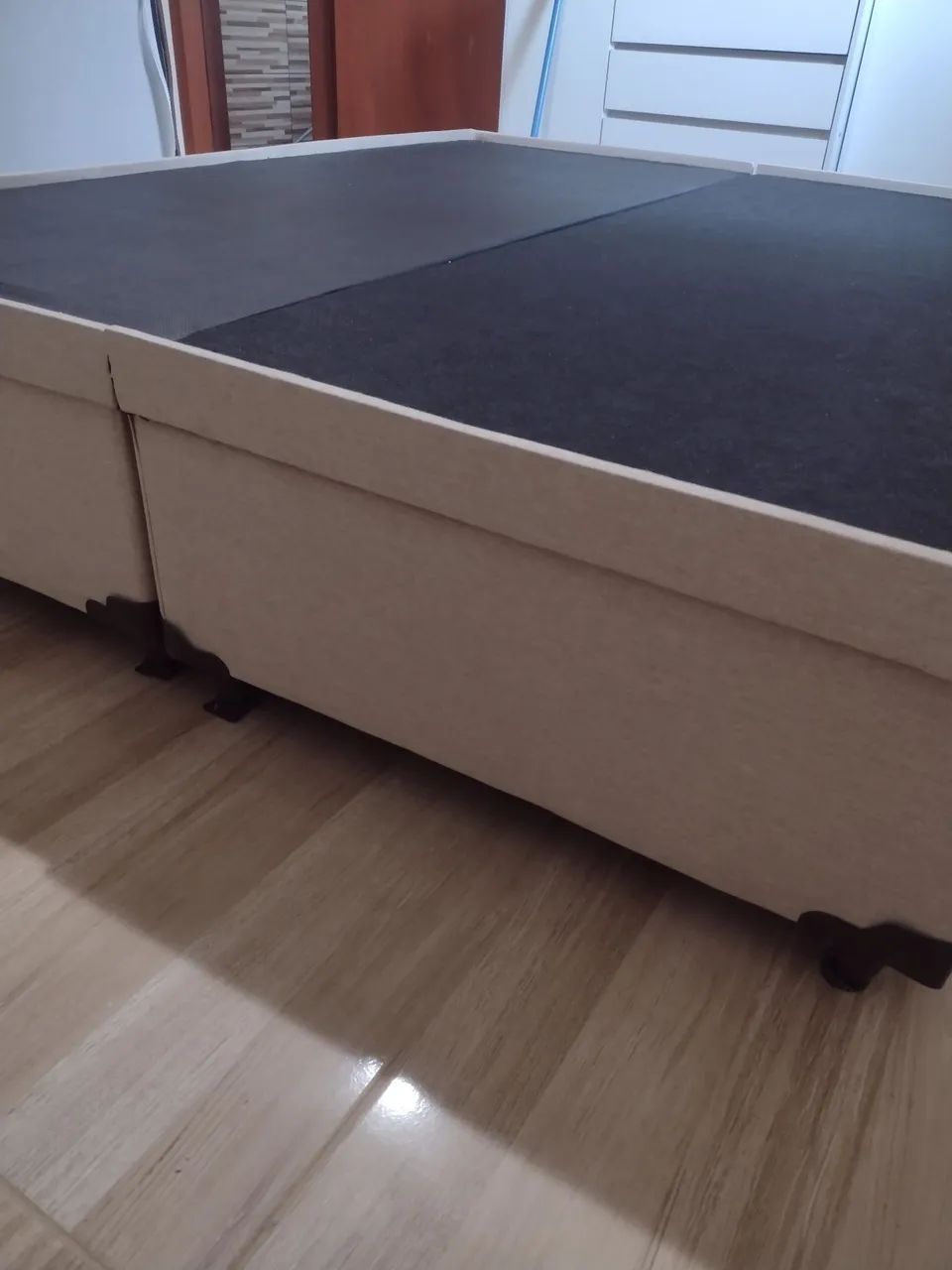 Vendo cama  Queen baú Nova  - Foto 4
