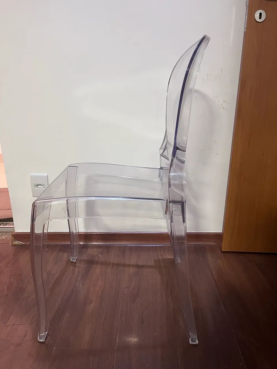 Cadeira mesa de jantar - Louis Ghost - Foto 3