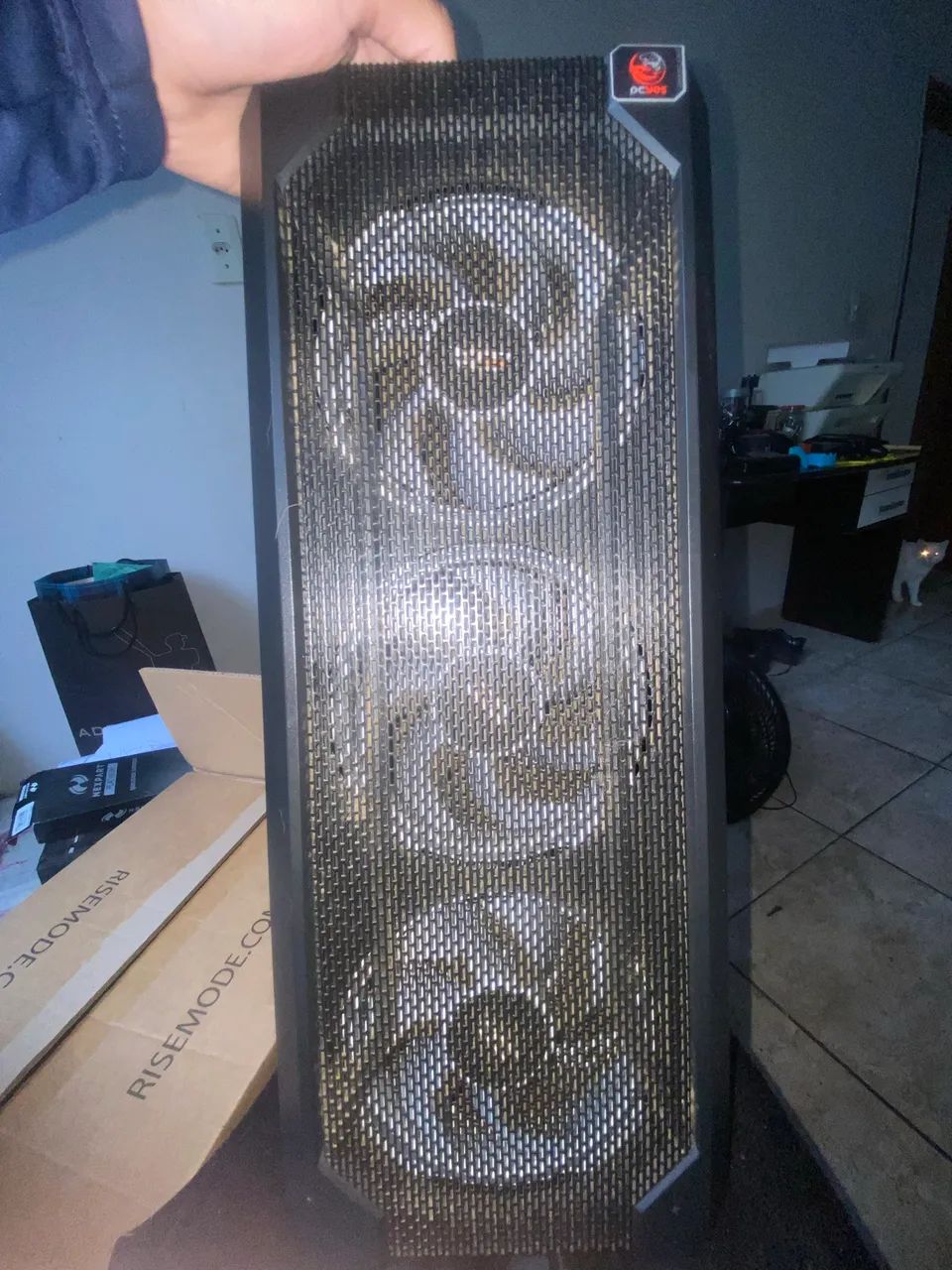 Kit xeon com gabinete e fans junto - Foto 3