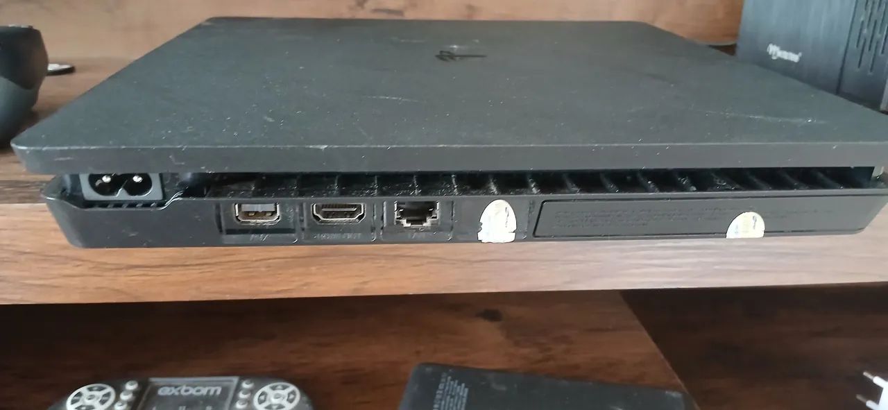 PS4 SLIM 500GB - Foto 3