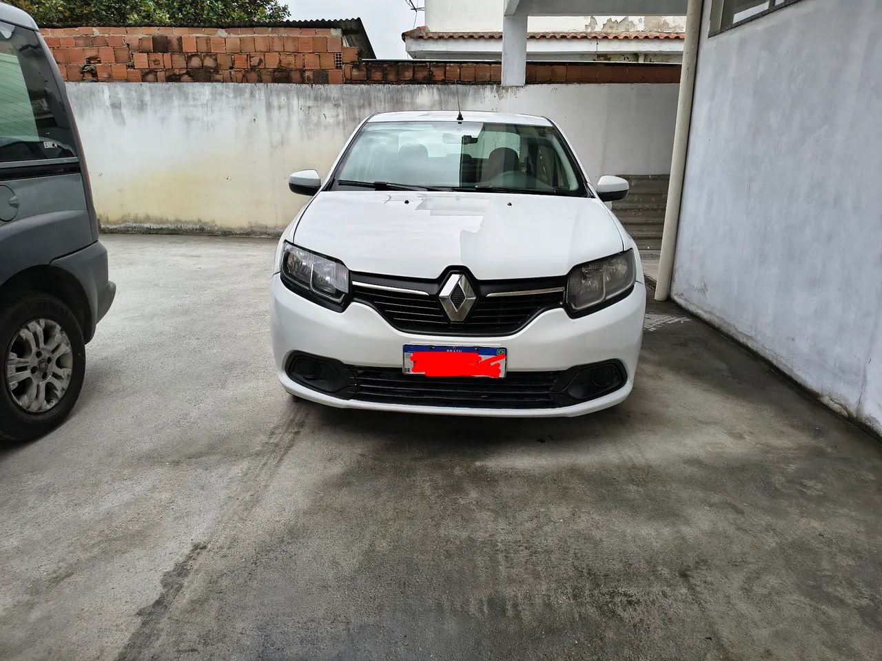 Renault Logan 2016