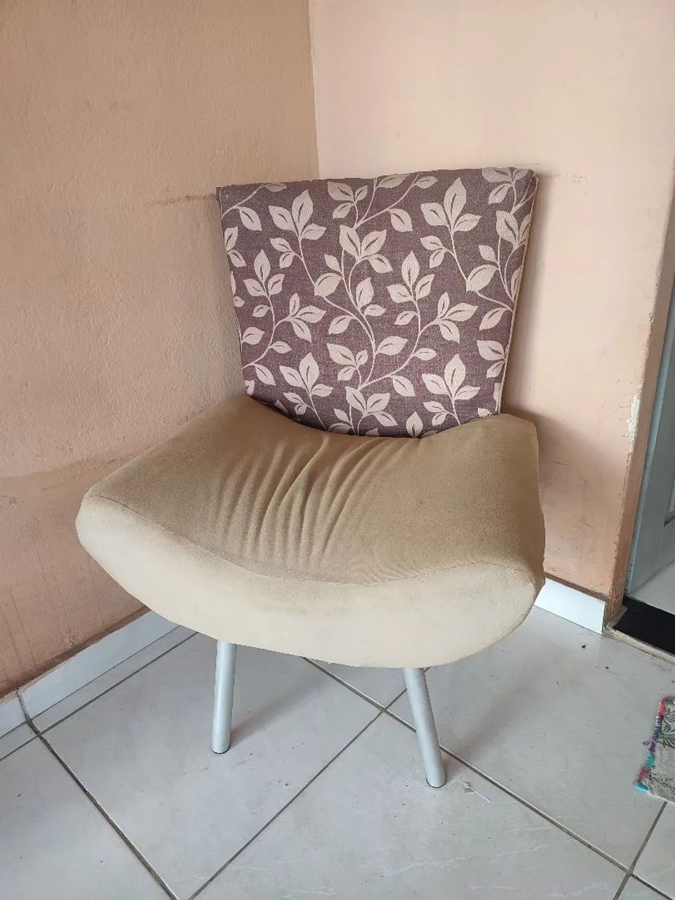 Conjunto de Poltronas estofadas - Foto 2