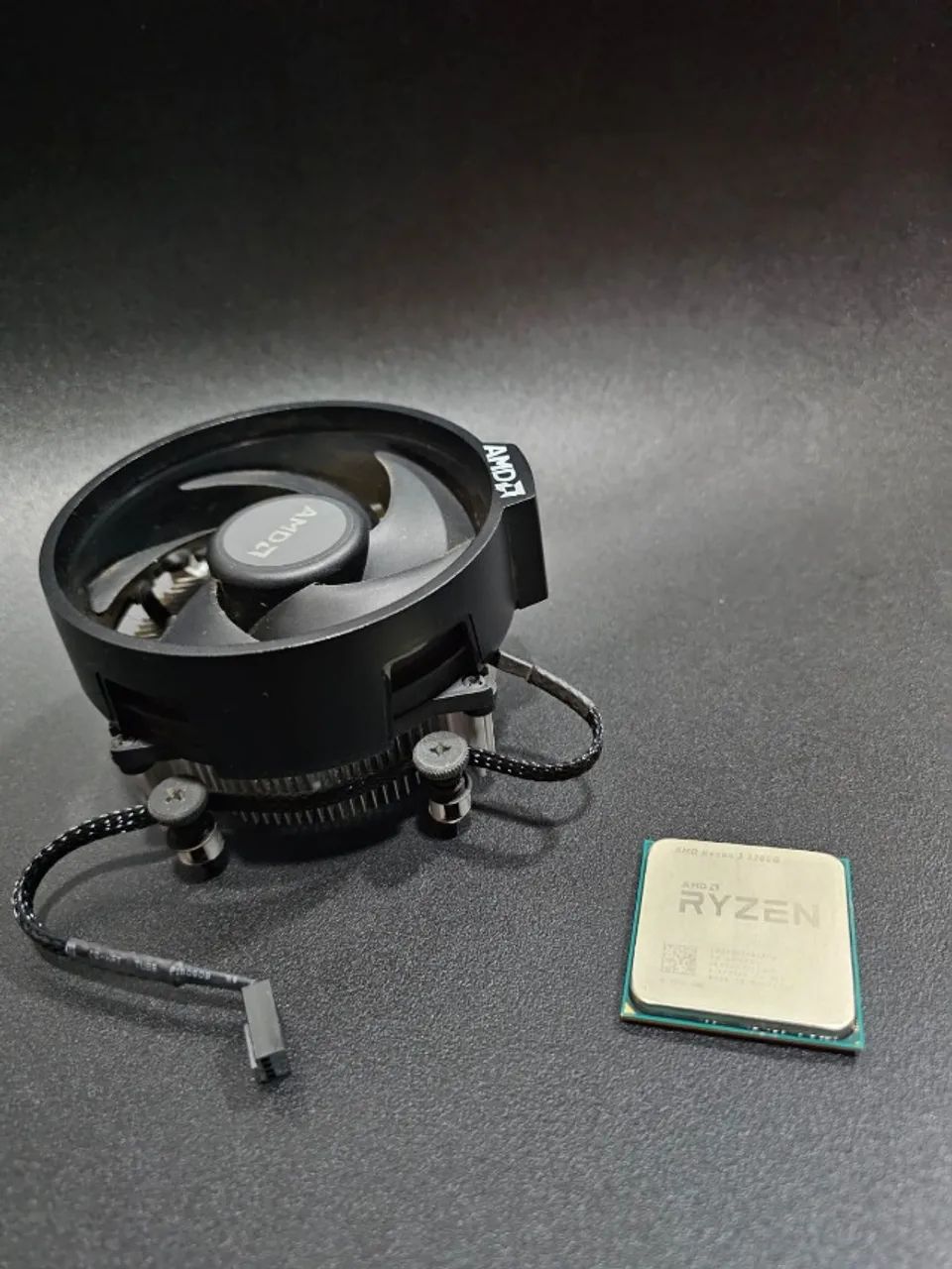 Ryzen 3 3200G + Cooler Original | Vega 8 | AM4