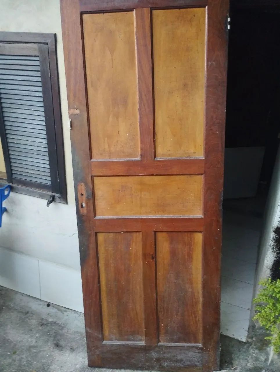 Porta de madeira externa 210 x 80 cm