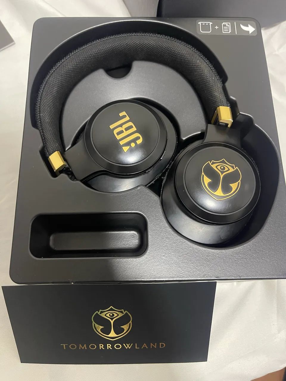 Fone JBL edição tomorrowland - Foto 4