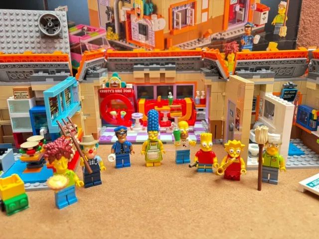 Lego The Simpsons Lanchonete Krusty Burger  - Foto 2