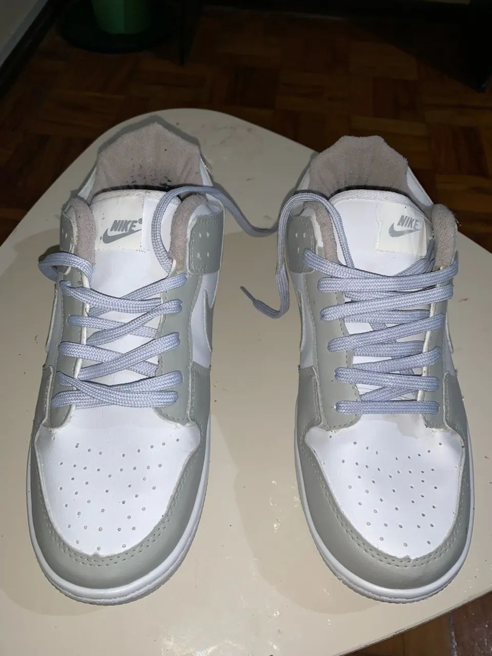 Tênis Estilo Dunk Low Cinza e Branco - Tamanho 39