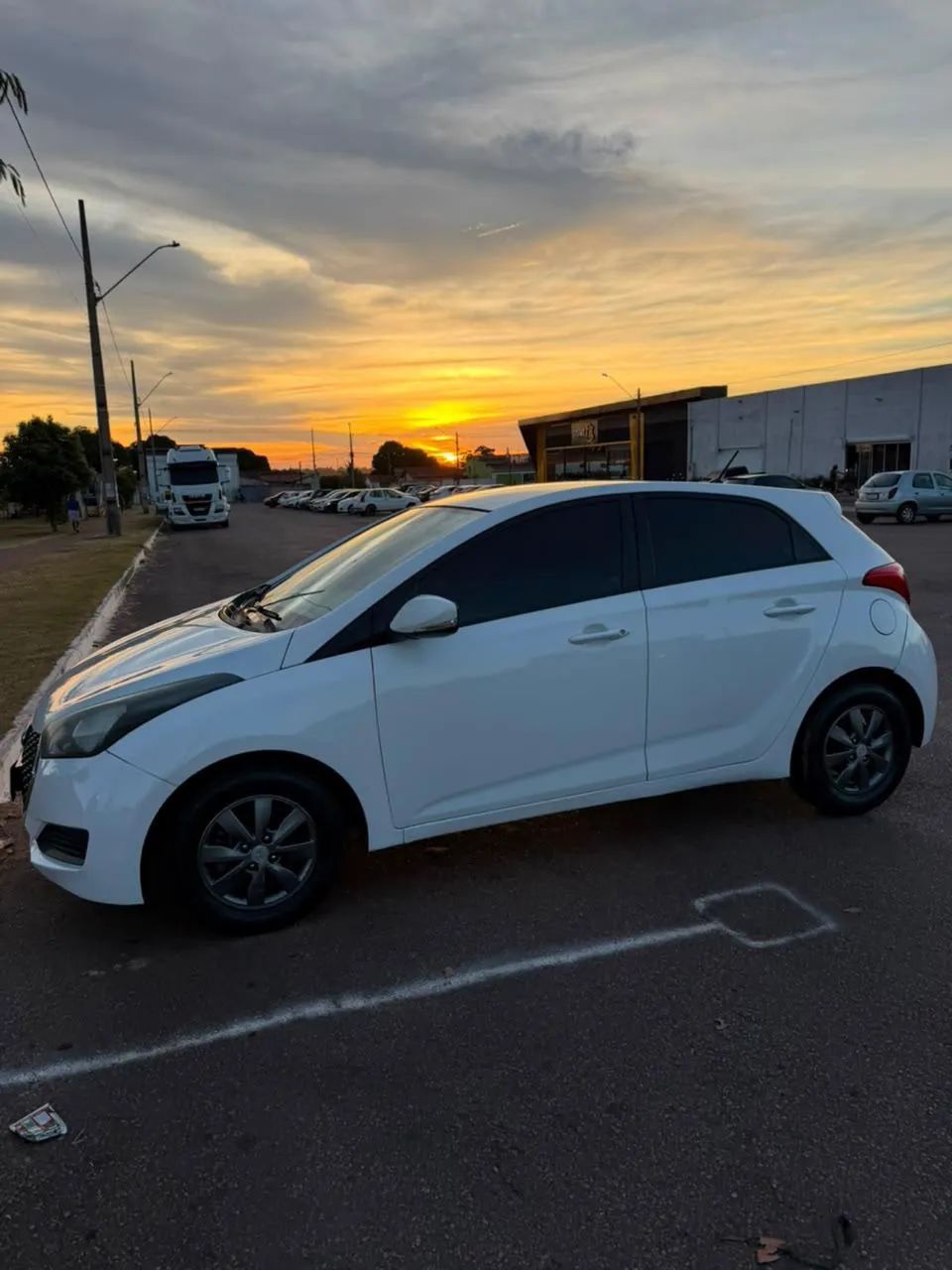 Hyundai HB20 Comf./c.plus/c.style 1.0 Flex 12V 2014 - Foto 2