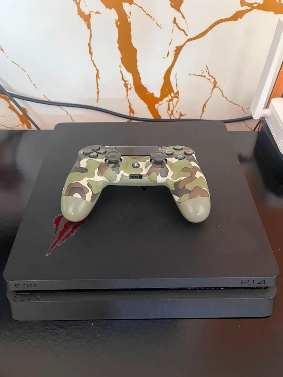 PS4 slim 