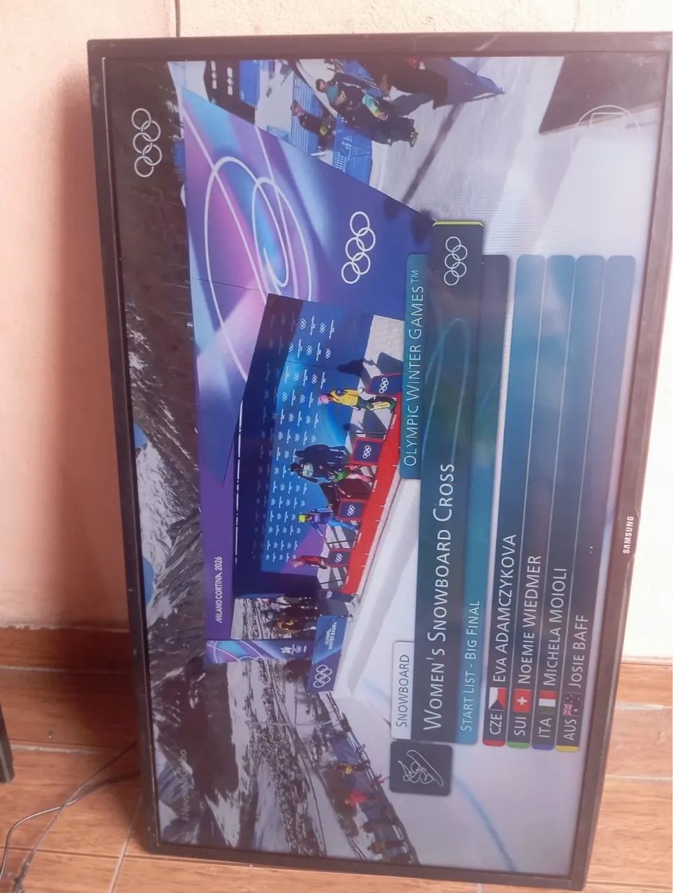 Tv Samsung / tela 40 polegadas led / HDMI