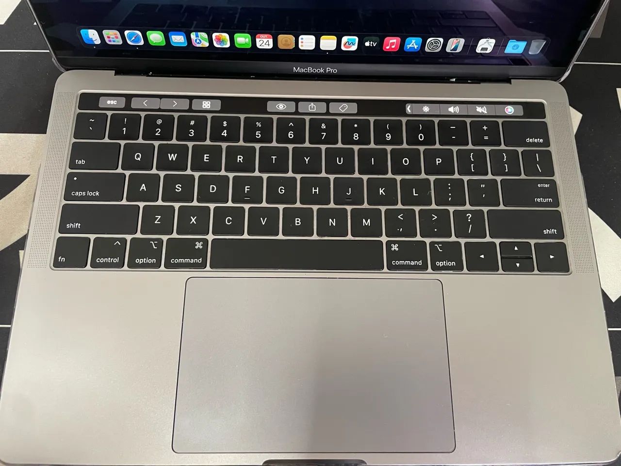 MacBook Pro I5 quad core 2.4 ghz - Foto 2