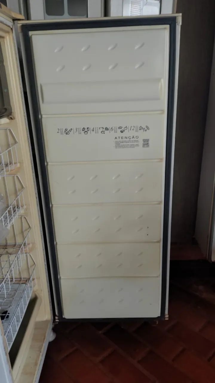 Vendo freezer vertical - Consul - Foto 4