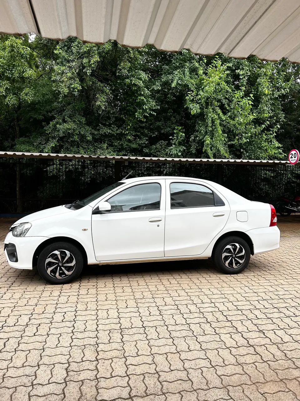 Toyota Etios ETIOS X Sedan 1.5 Flex 16V 4p Mec. 2018