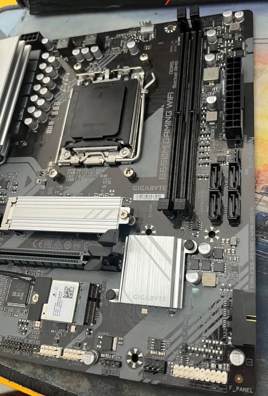 Placa Mãe B650B Gaming Wifi Gigabyte Nova - Foto 4