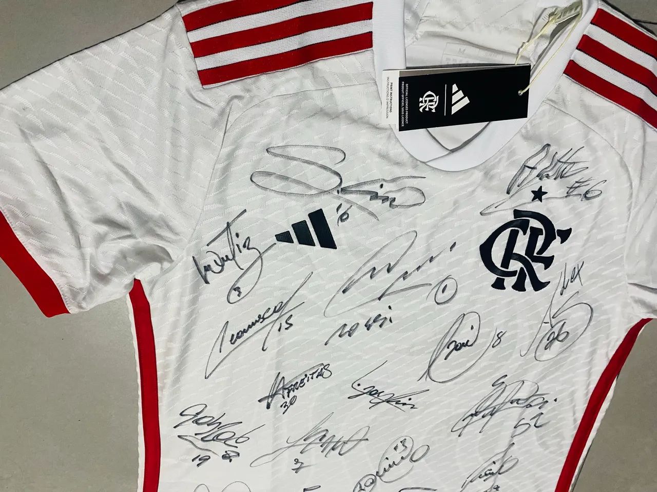 Camisa Flamengo 24/25 - Autografada. - Foto 2