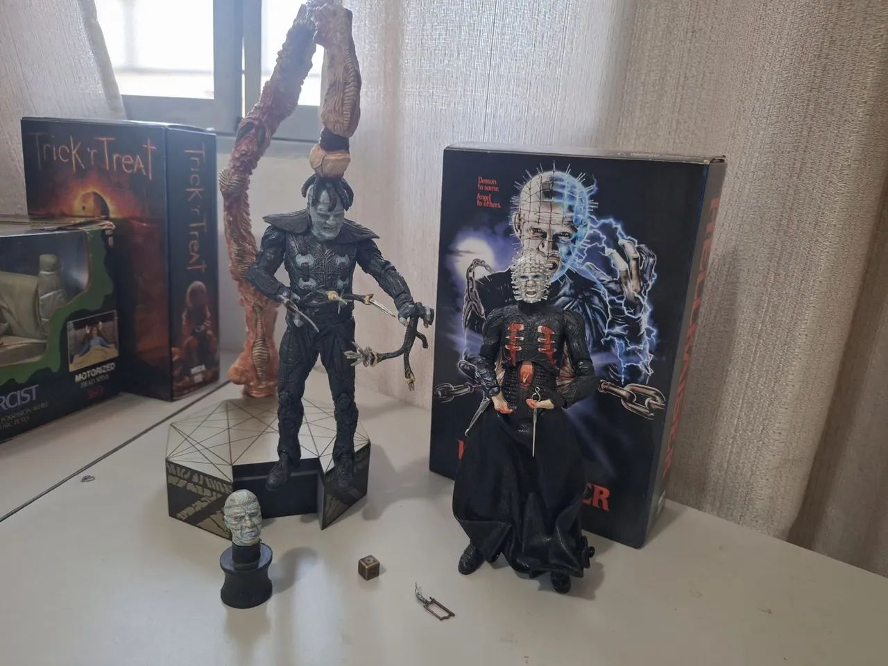 Dr Charnad Hellraiser NECA - Foto 3
