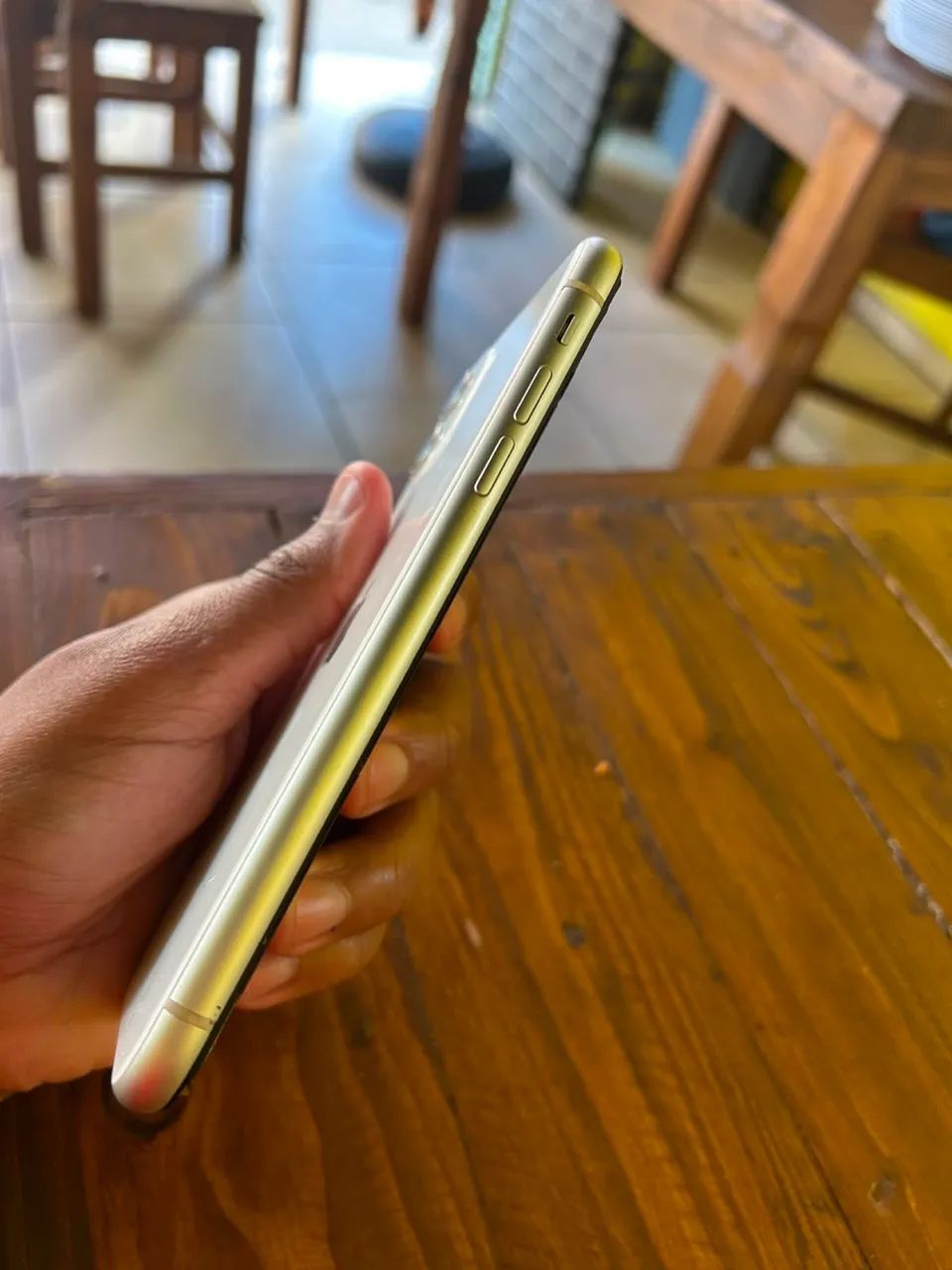 VENDE-SE IPHONE 11