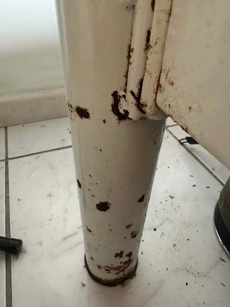 Cama de solteiro em ótimo estado só avaria do tempo - Foto 5
