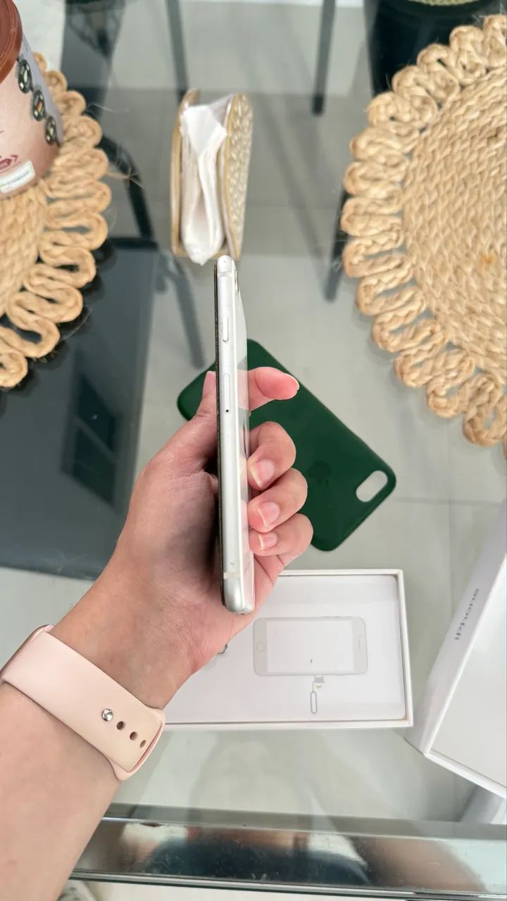 iPhone 7 silver em perfeito estado 
