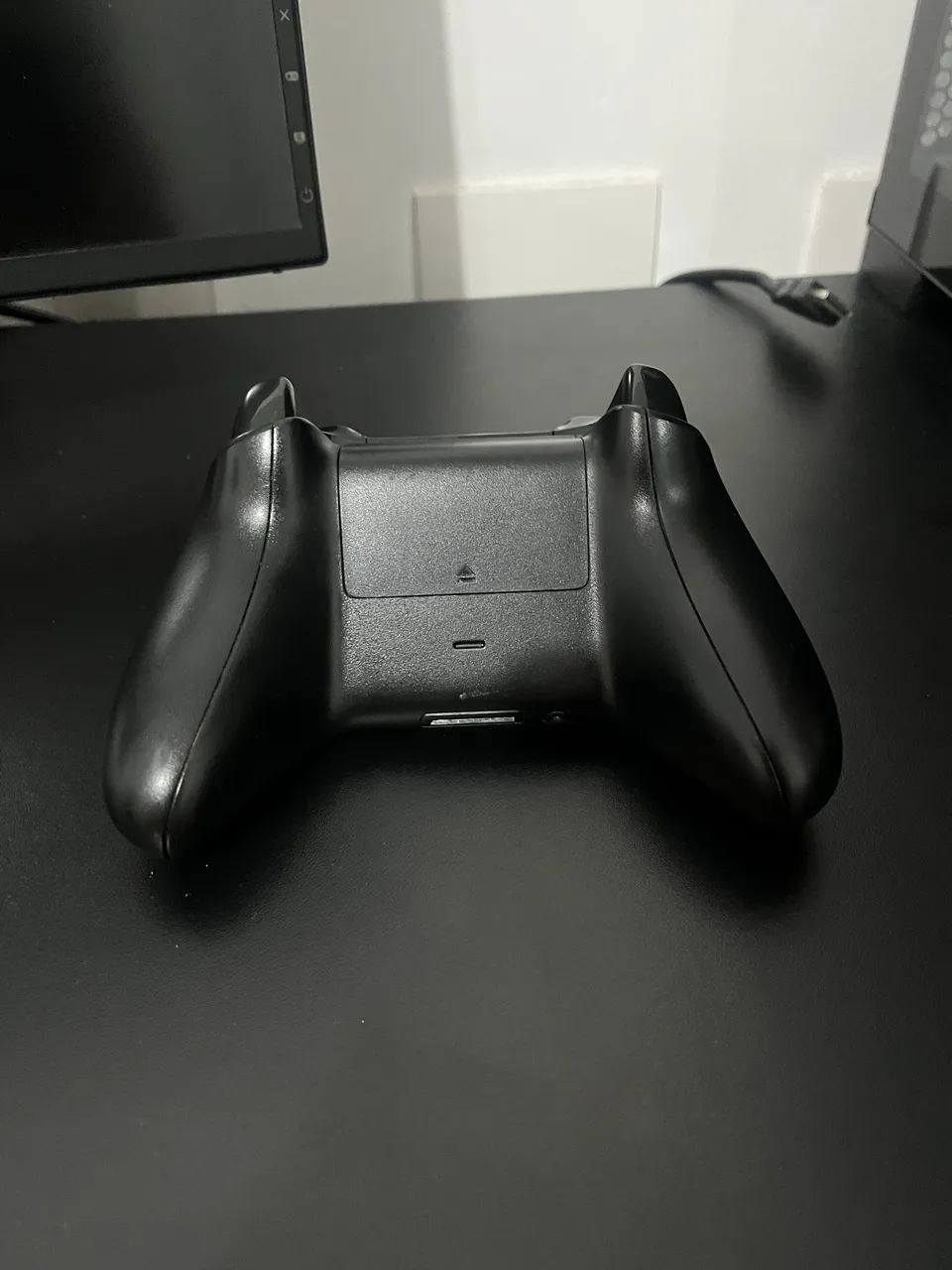 Xbox One 500GB - Com 1 Controle Original e 4 Jogos (Minecraft, FIFA) - Foto 5