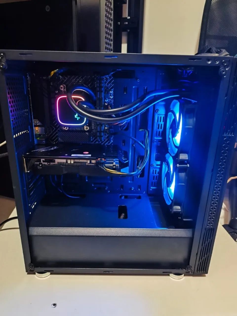 Computador Gamer R7 3700X + 32GB DDR4 + RX6600 + 512 SSD NMVE