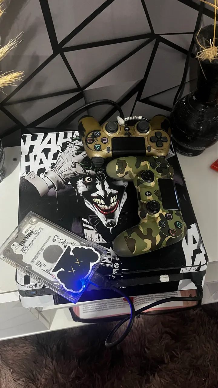 Ps4 slim 1TB