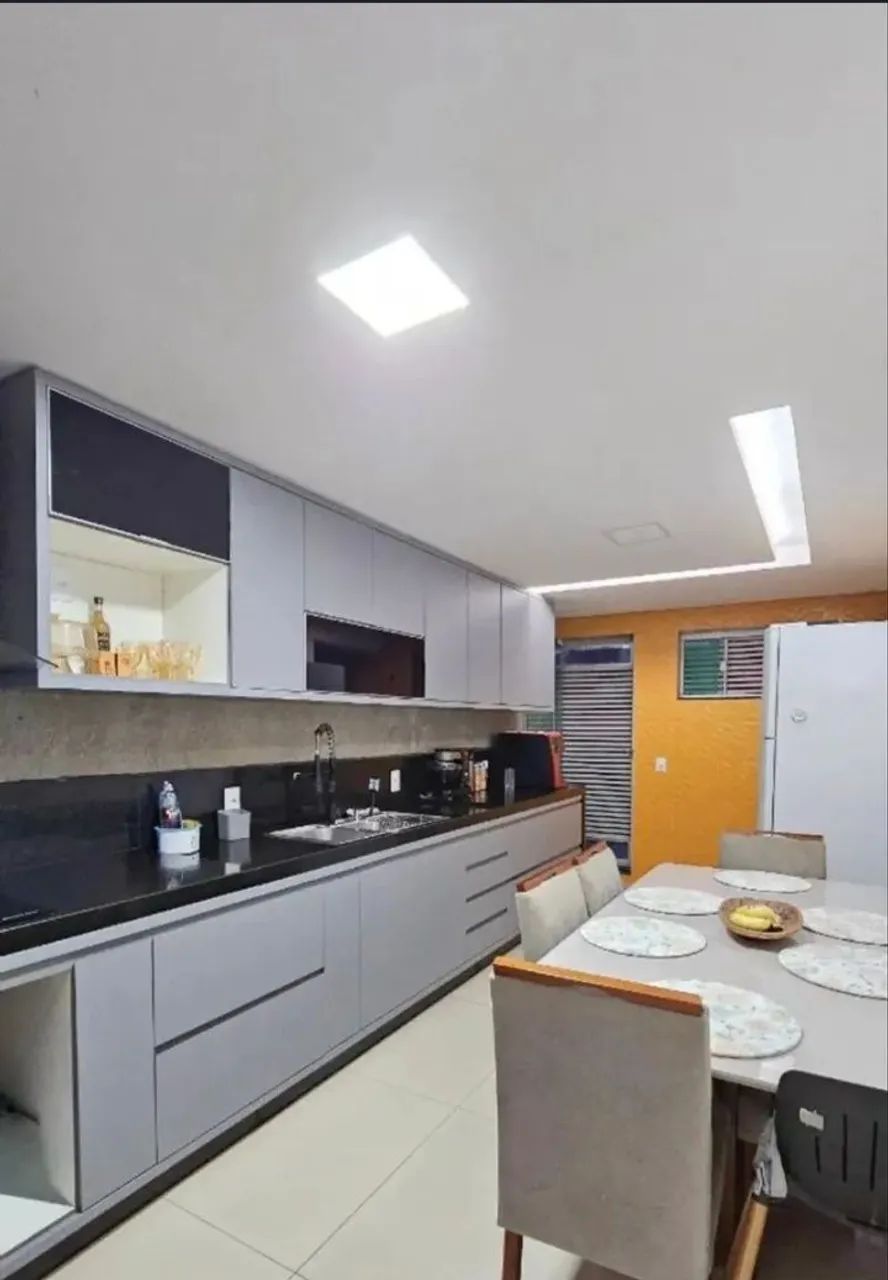 Vendo lindo  sobrado de 3 quartos no Gama. - Foto 2