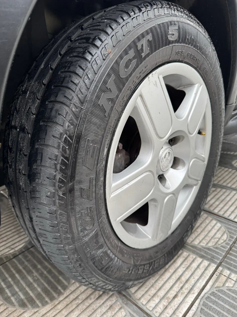 Volkswagen Crossfox 1.6 Mi Total Flex 8V 5p, foto 13 de 15