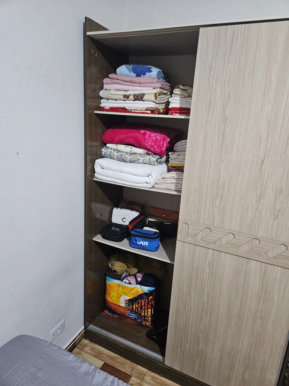 Guarda-Roupas de solteiro - Foto 2